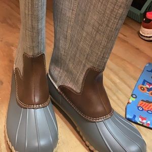 Duck boots
